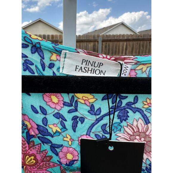 Pinup Fashion Maxi Sealed Dress 20W - Picture 5 of 5